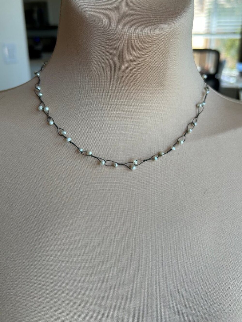 EXPRESS Faux Pearl Wire Wrap Necklace Earrings Set Boho Twisted Choker - Picture 2 of 6